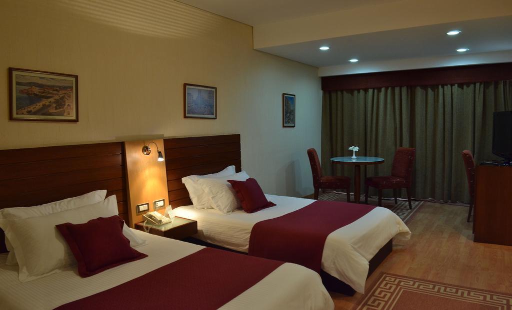 Monteverde Hotel Beit Mery Rom bilde