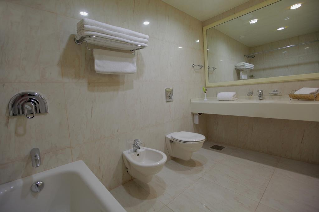 Monteverde Hotel Beit Mery Eksteriør bilde